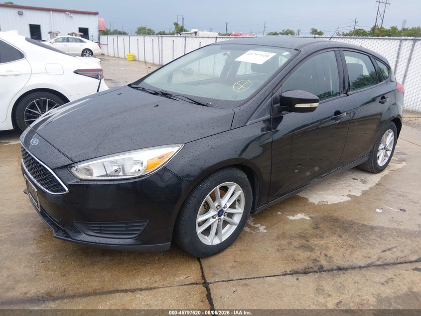 Vin: 1fadp3k2xfl385139, lot: 46296351, ford focus se 20152