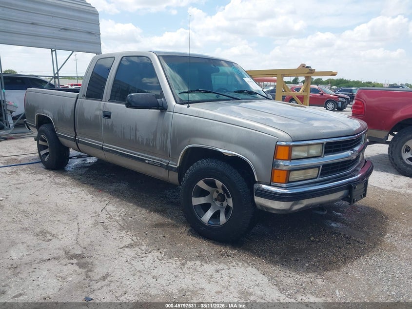 1998 CHEVROLET C1500 — zdjęcie z aukcji