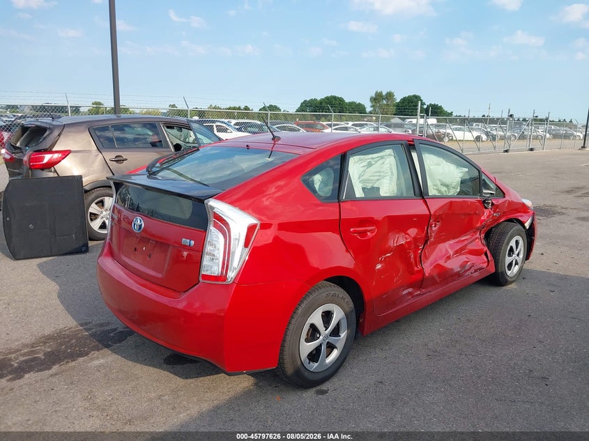 TOYOTA PRIUS - zdjęcie 4