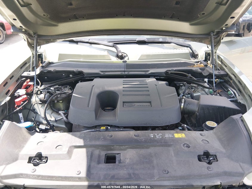 2025 LAND ROVER DEFENDER 110 P400 X-DYNAMIC SE · Фото 10