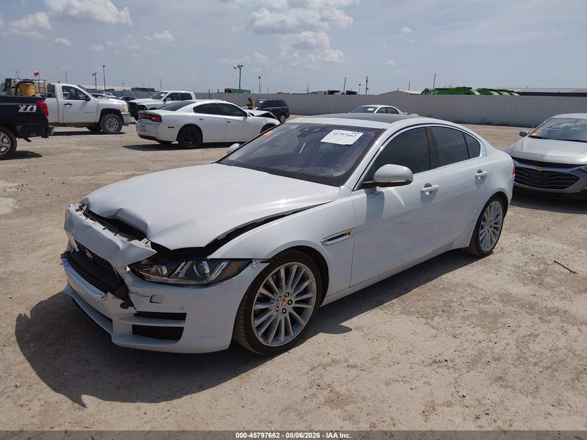 Vin: sajah4bv4ha947868, lot: 46296493, jaguar xe 35t first edition 20172