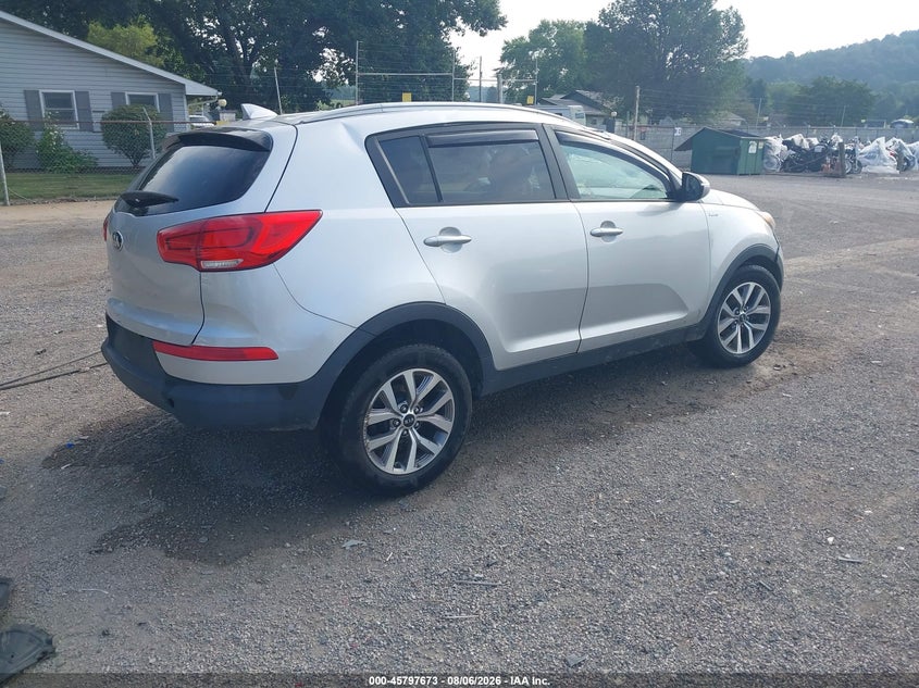 Vin: kndpbcac9f7684209, lot: 46296504, kia sportage lx 20154