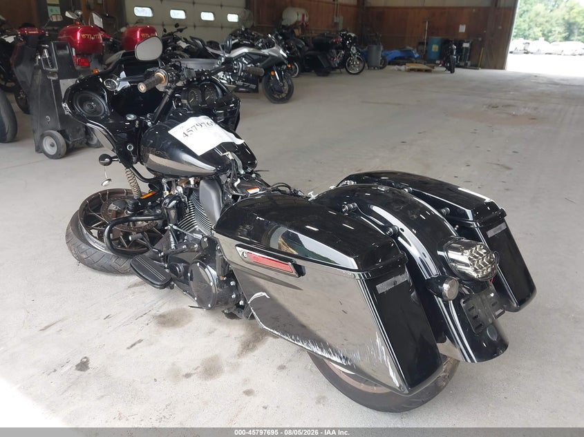 HARLEY-DAVIDSON FLTRXST 2022