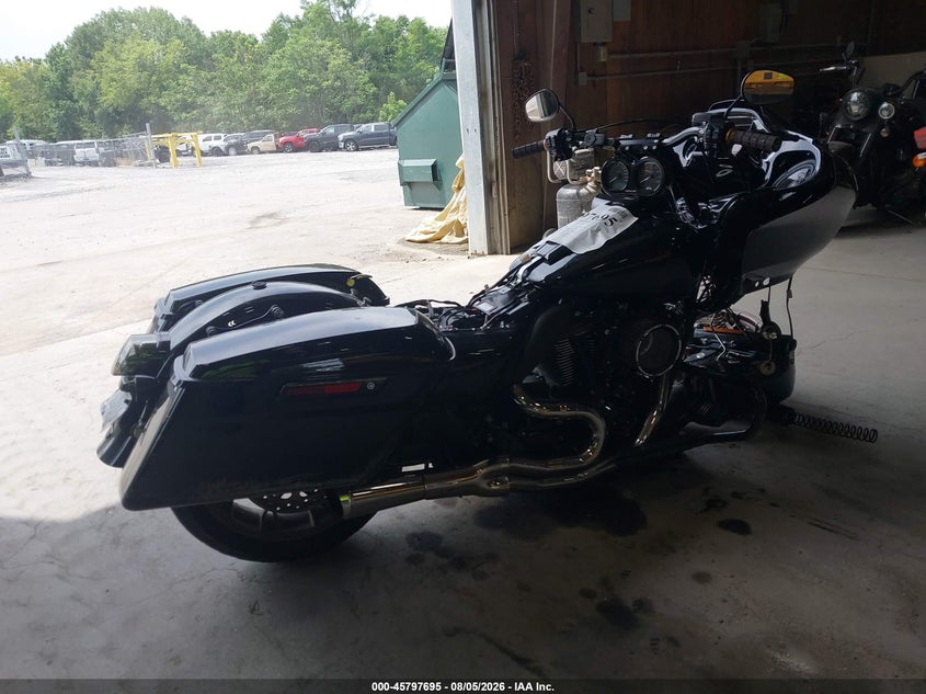 HARLEY-DAVIDSON FLTRXST 2022