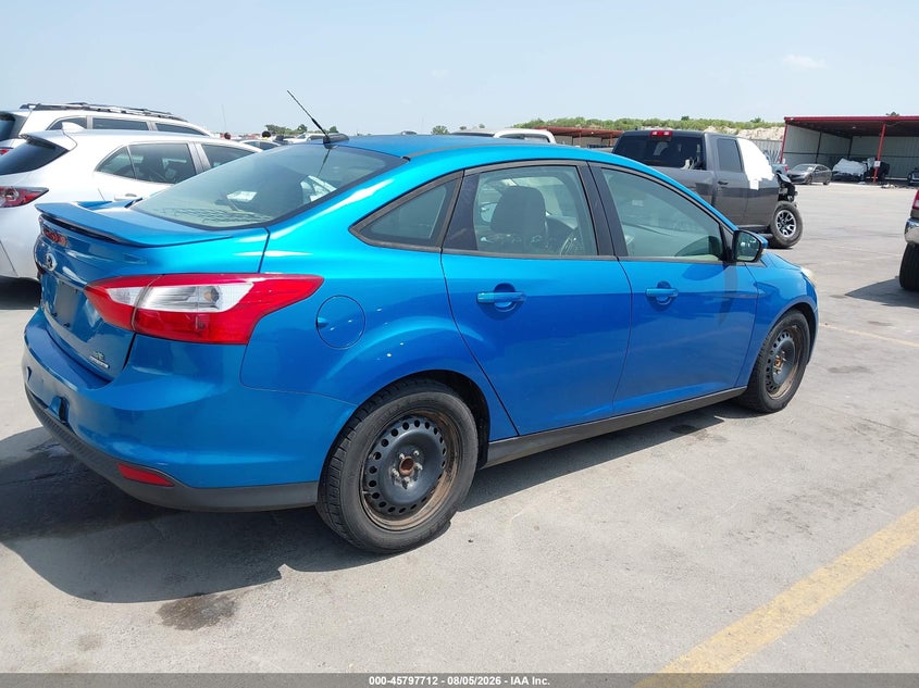 Vin: 1fadp3f26dl137901, lot: 46296543, ford focus se 20134