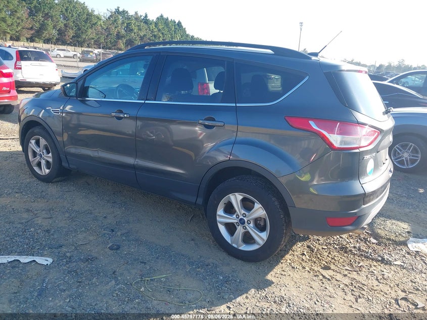 Vin: 1fmcu9gx4guc33838, lot: 46296607, ford escape se 20163