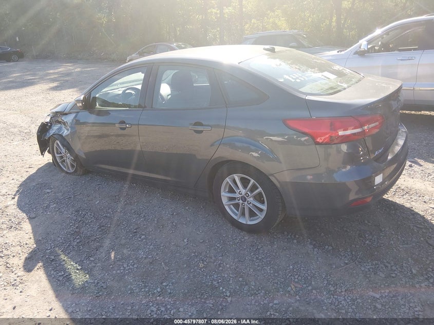 Vin: 1fadp3f21hl330544, lot: 46296638, ford focus se 20173