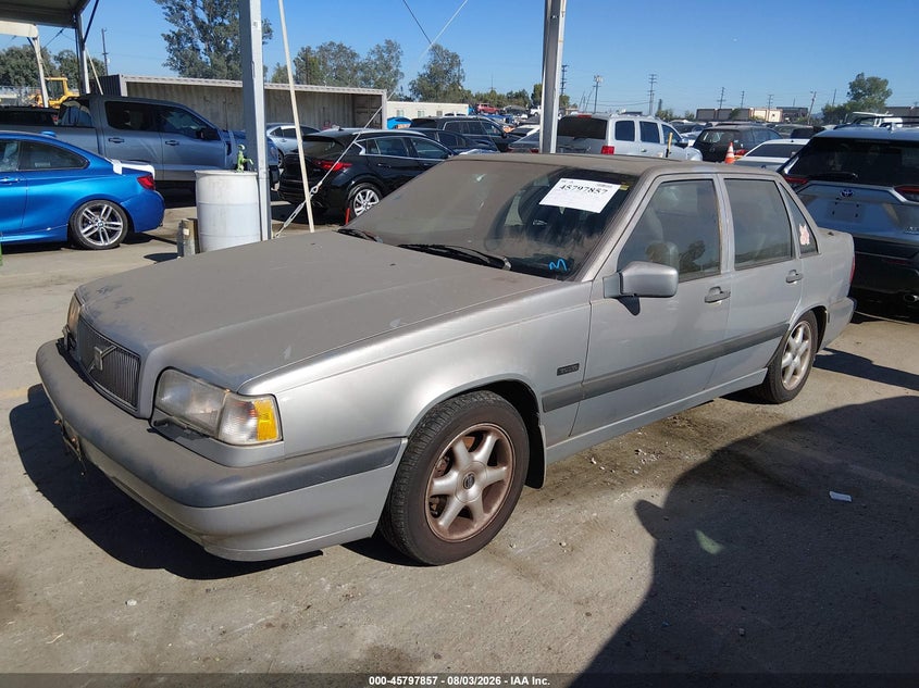 1997 VOLVO 850 auction photo 2