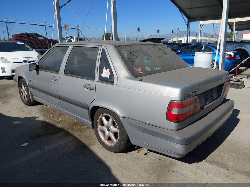 1997 VOLVO 850 auction photo 3