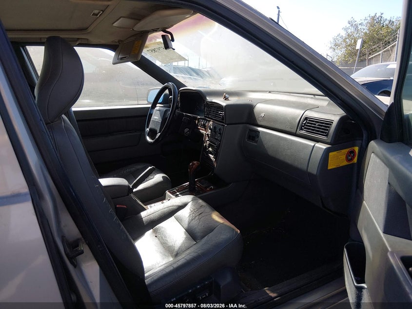 1997 VOLVO 850 auction photo 5