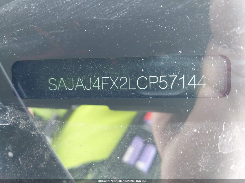 JAGUAR XE - zdjecie 9