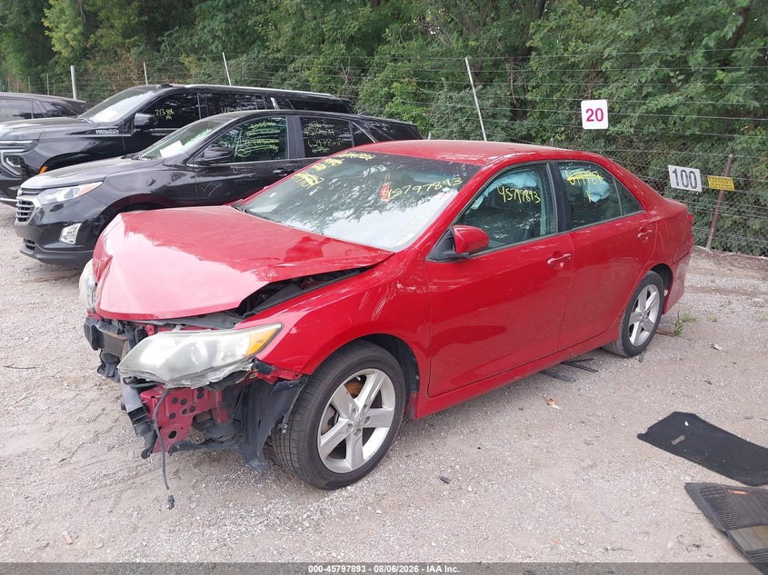 Vin: 4t1bf1fk3du677737, lot: 46296724, toyota camry se 20132