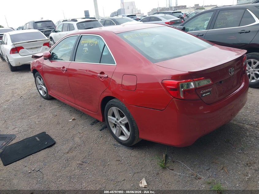 Vin: 4t1bf1fk3du677737, lot: 46296724, toyota camry se 20133
