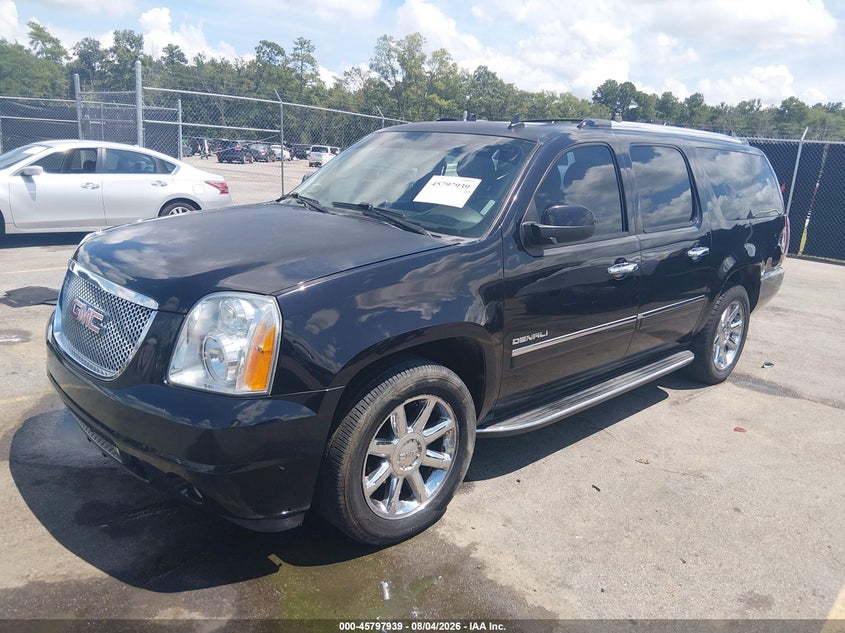 2014 GMC YUKON XL 1500 auction photo 2