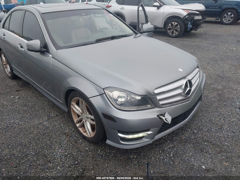 2013 MERCEDES-BENZ C 300 auction photo 6