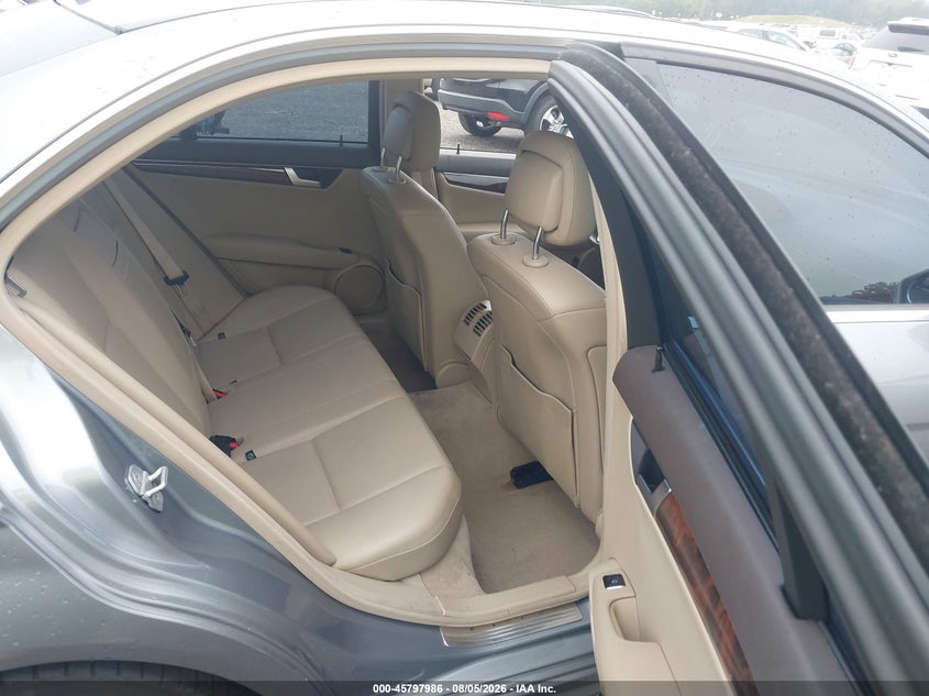 2013 MERCEDES-BENZ C 300 auction photo 8