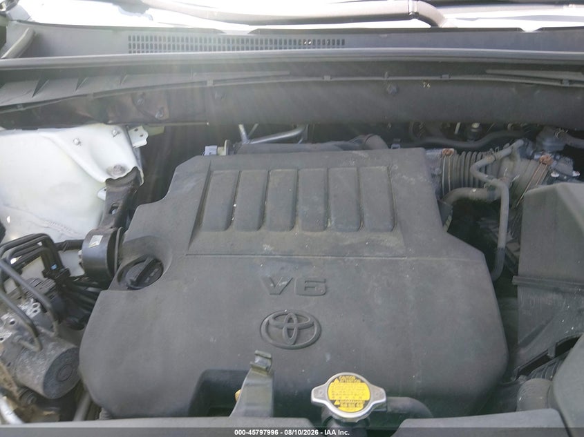 TOYOTA HIGHLANDER - zdjęcie 10