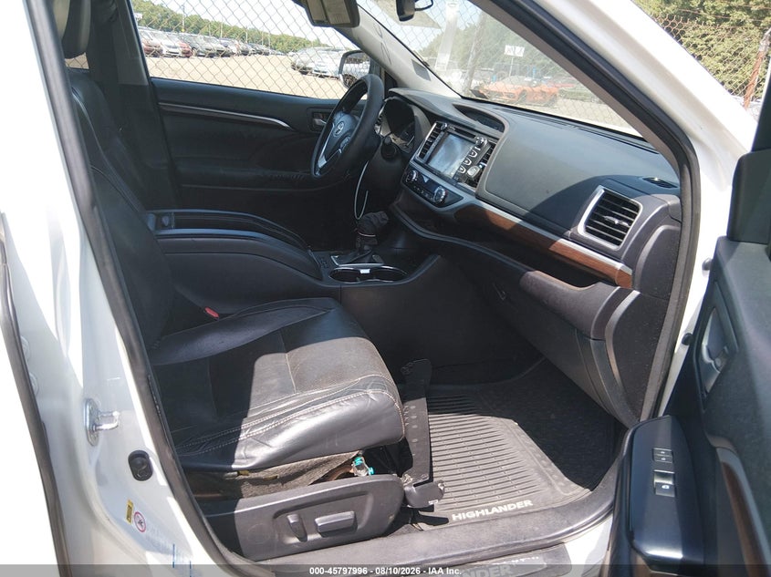 2015 TOYOTA HIGHLANDER auction photo 5