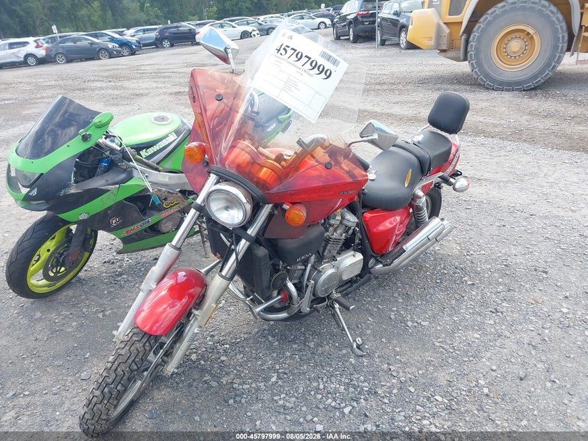 1987 HONDA VF700 auction photo 2