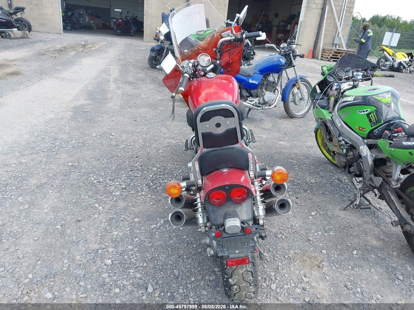 1987 HONDA VF700 auction photo 6