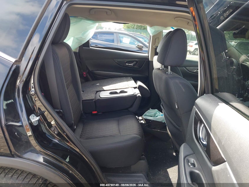 2018 NISSAN ROGUE auction photo 8
