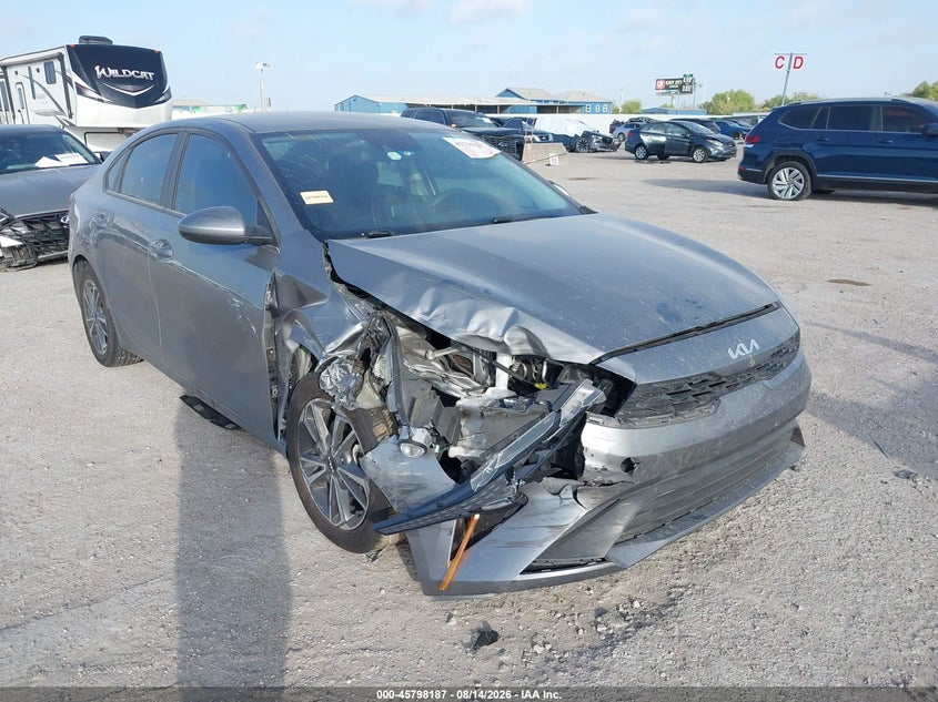 Vin: 3kpf24ad1ne428039, lot: 46297018, kia forte lxs 2022 img_1