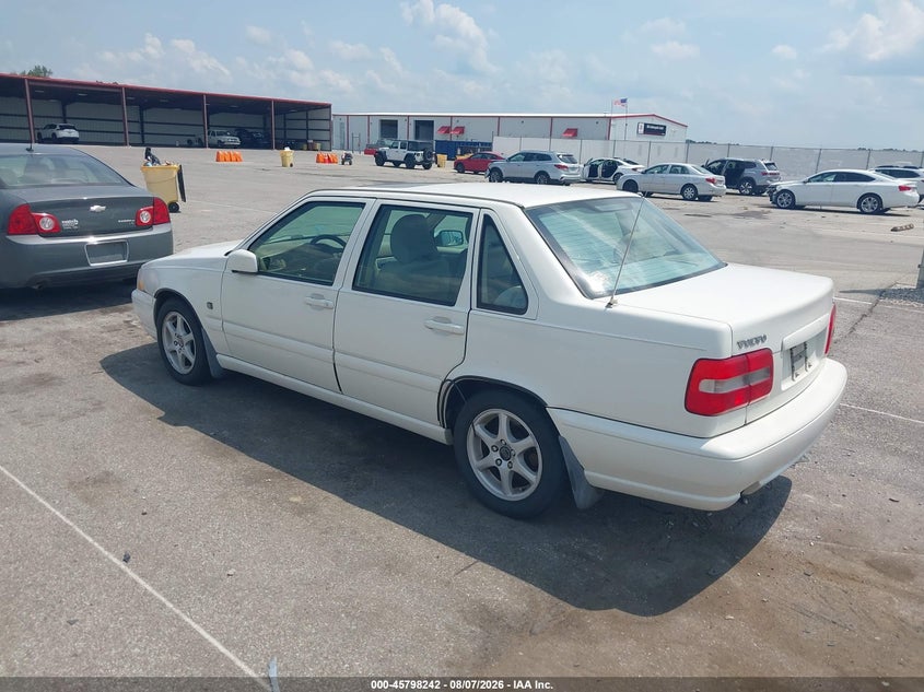 1999 VOLVO S70 auction photo 3