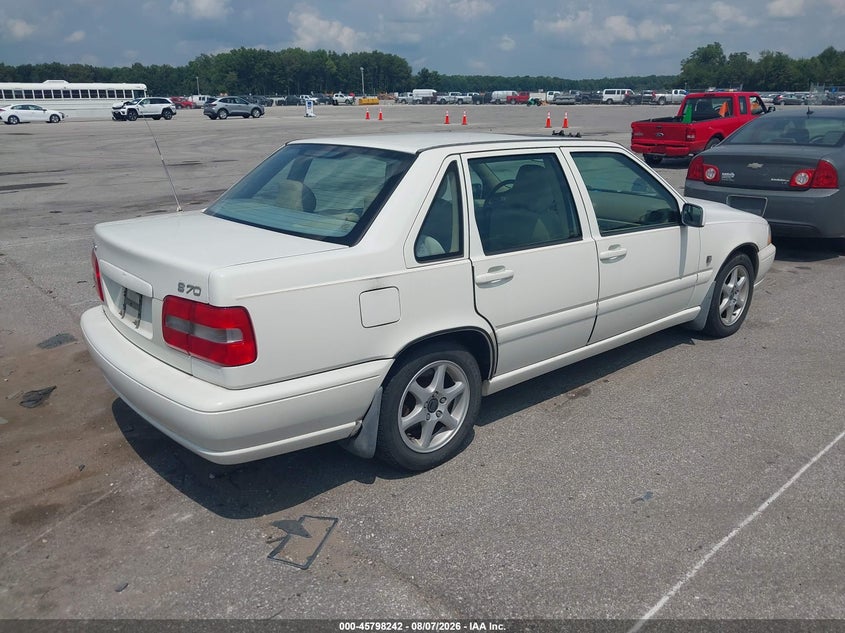 1999 VOLVO S70 auction photo 4