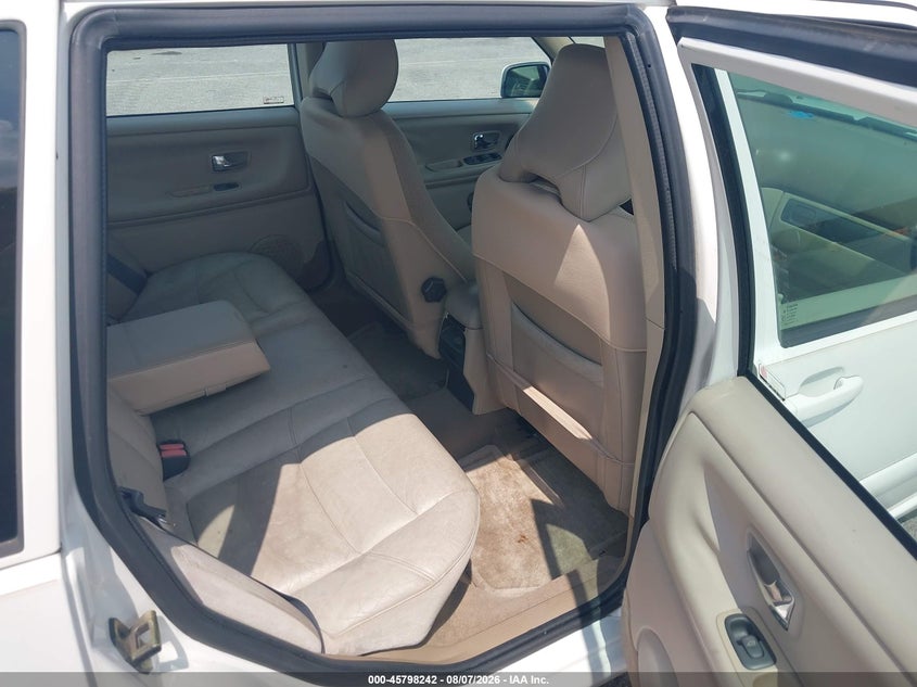 1999 VOLVO S70 auction photo 8