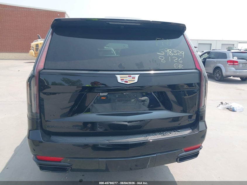 CADILLAC ESCALADE - zdjęcie 17
