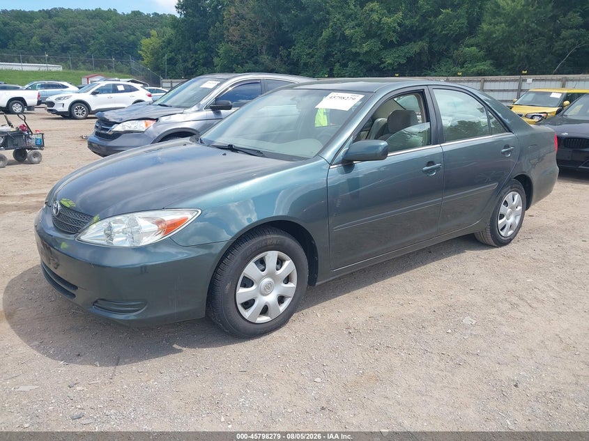 2002 Toyota Camry, Right Front, IAAI, VIN 4T1BE32K72U542259 — photo 2