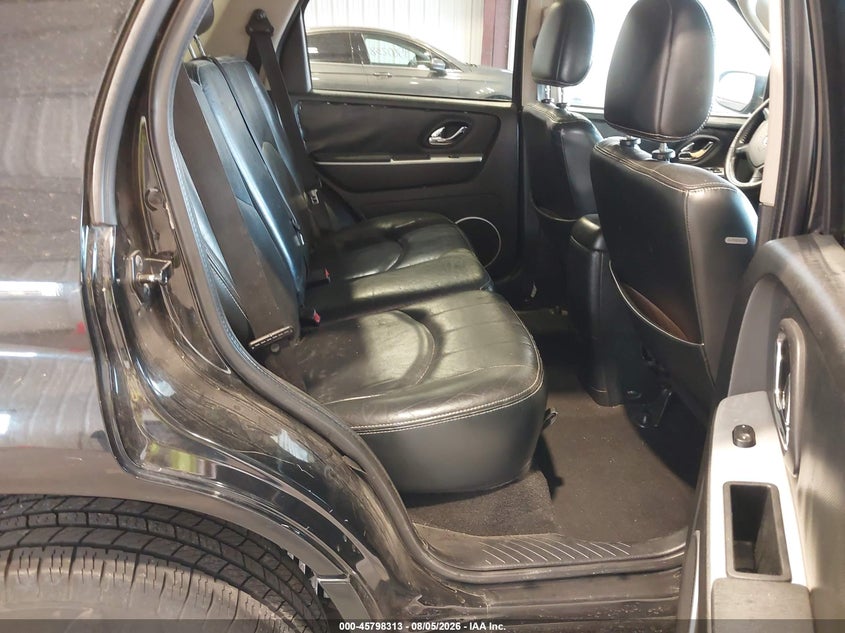2005 MERCURY MARINER auction photo 8
