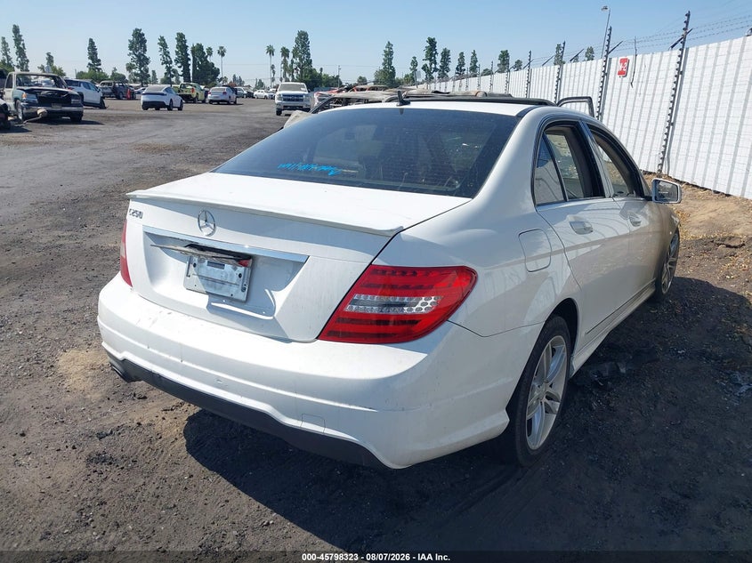 Vin: wddgf4hb1eg210962, lot: 46297155, mercedes-benz c 250 sport 20144