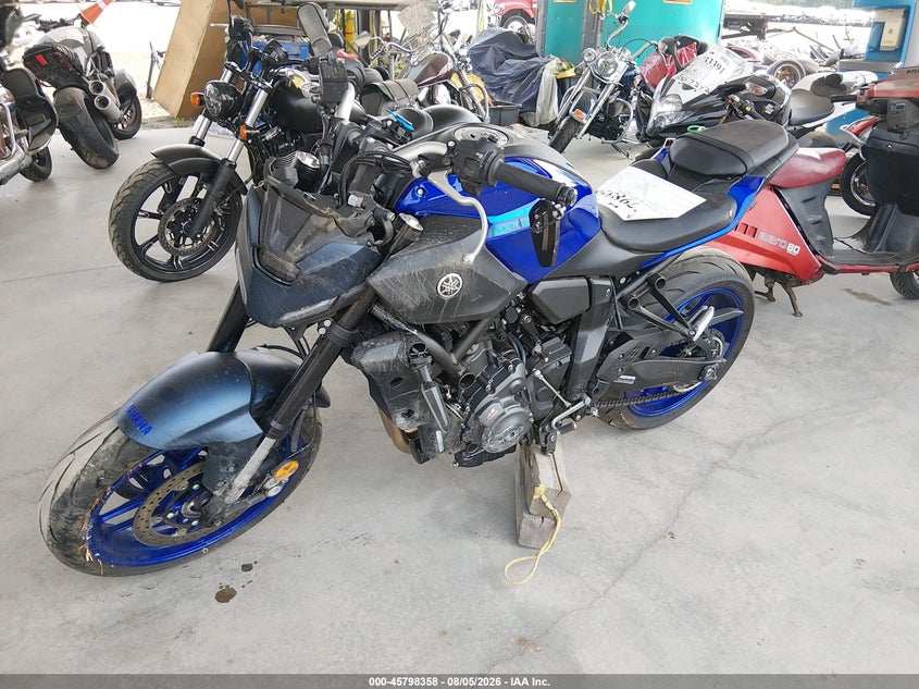 2025 YAMAHA MTN690 auction photo 2