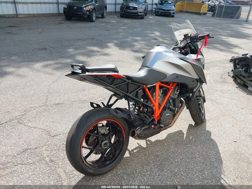 2017 KTM 1290 auction photo 4
