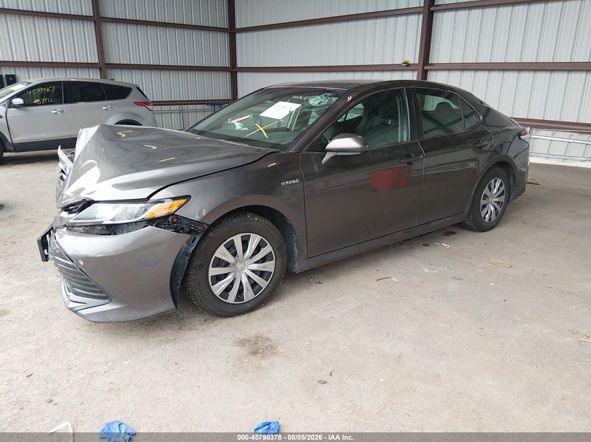 2018 TOYOTA CAMRY HYBRID auction photo 2