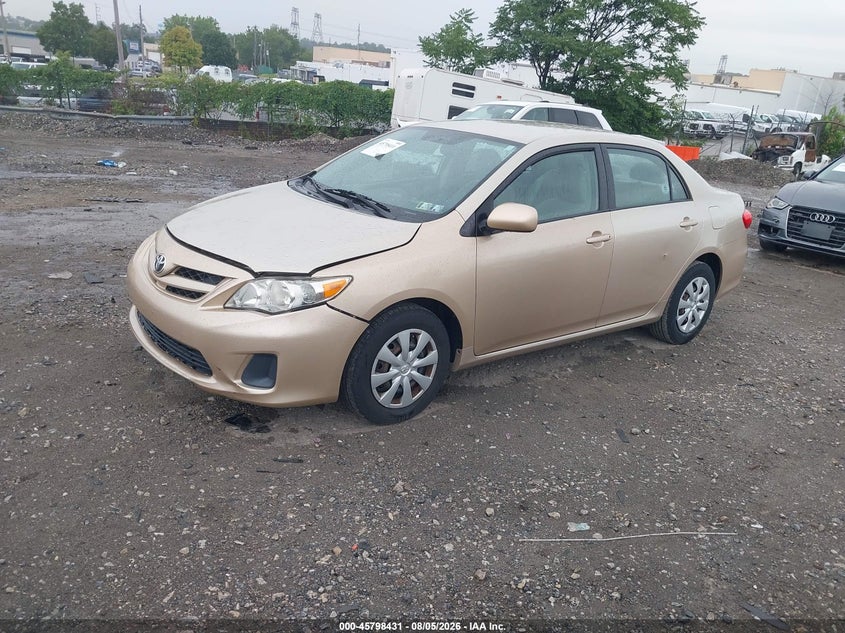 Vin: 2t1bu4ee2bc661093, lot: 46297262, toyota corolla le 20112