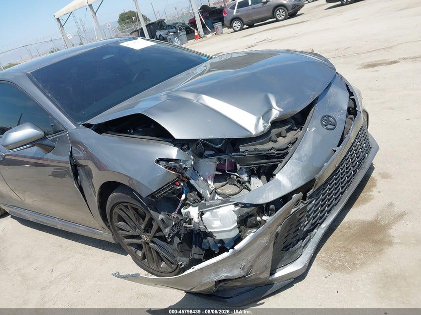 2025 TOYOTA CAMRY SEDAN 2.5L I-4 DI, DOHC, VVT, 184HP