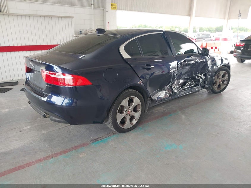 2018 JAGUAR XE auction photo 4