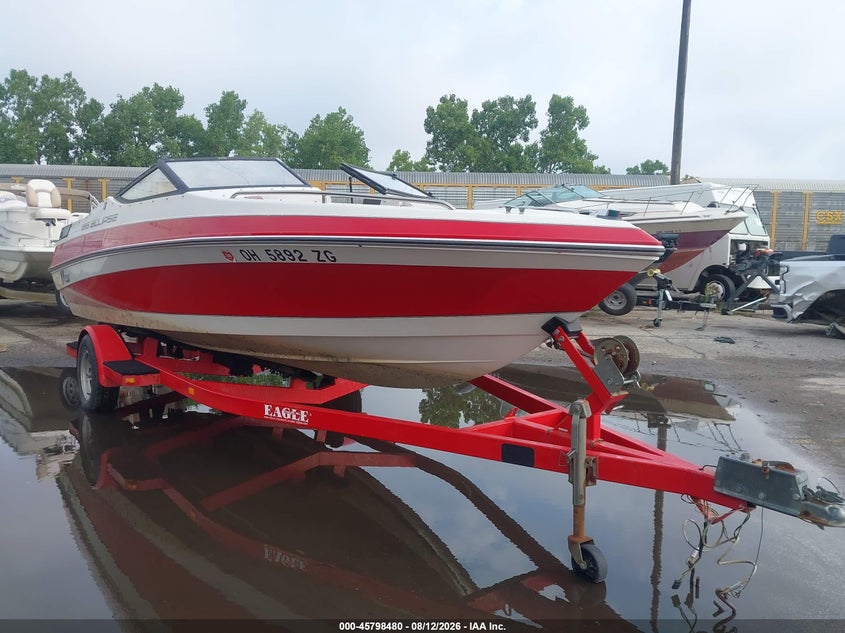 1990 WELLCRAFT 18' auction photo 1