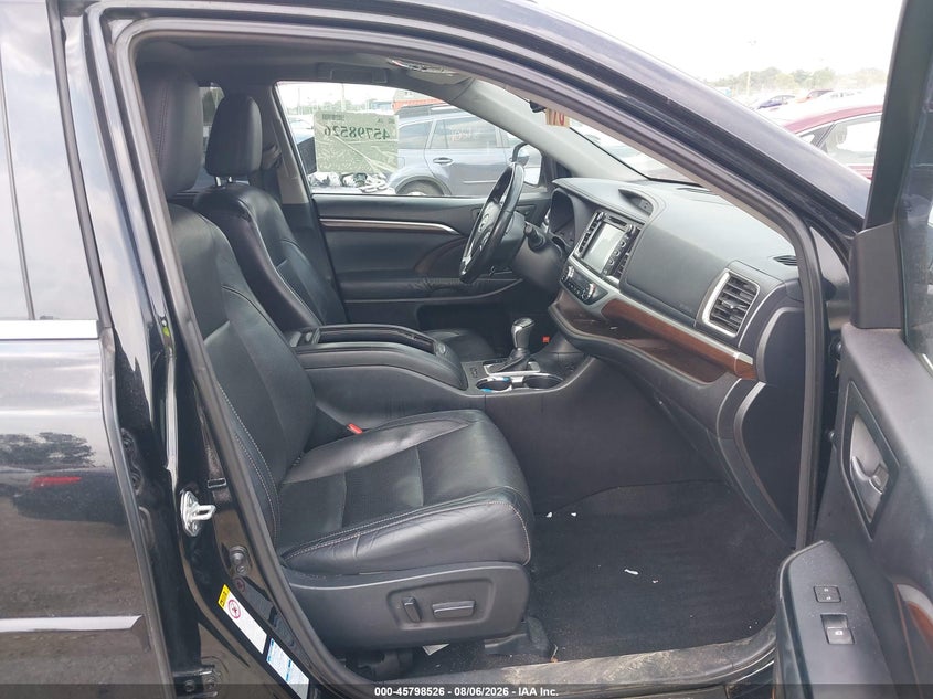 TOYOTA HIGHLANDER - zdjęcie 5