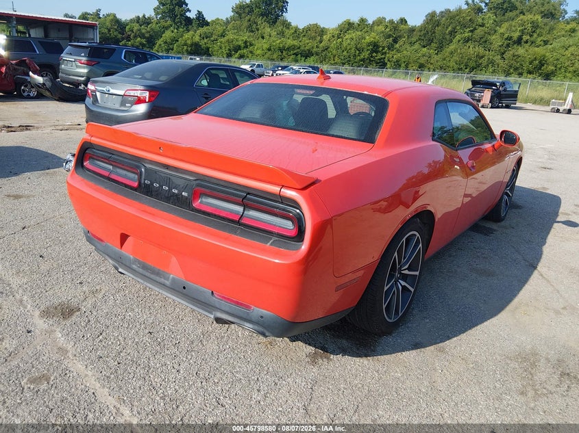 DODGE CHALLENGER - zdjęcie 4