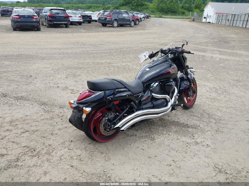 2019 SUZUKI VZ1500 auction photo 4