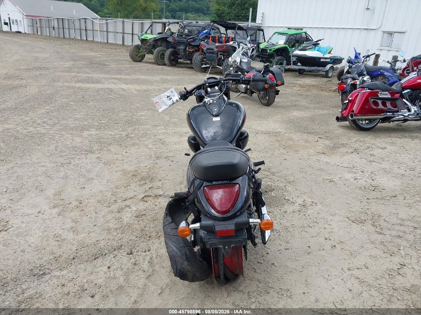 2019 SUZUKI VZ1500 auction photo 6