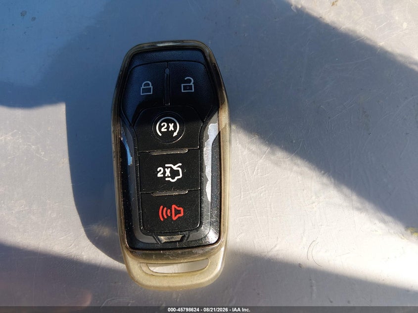 FORD MUSTANG - zdjęcie 11