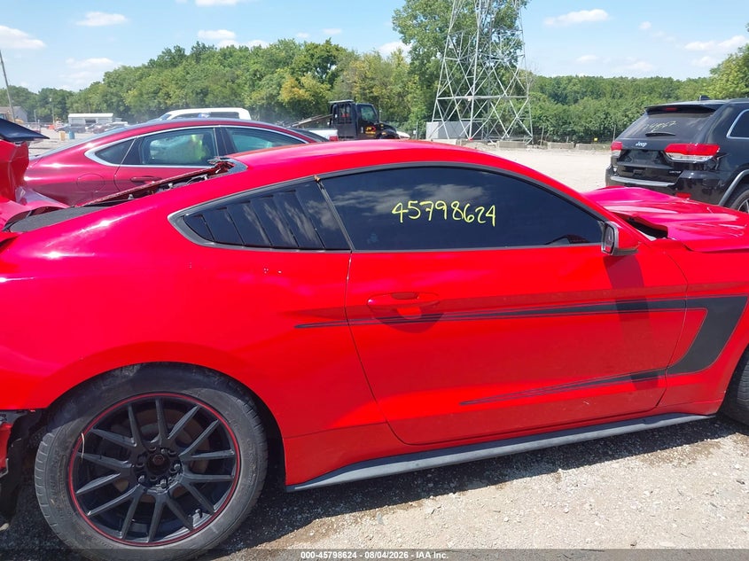 FORD MUSTANG - zdjęcie 14