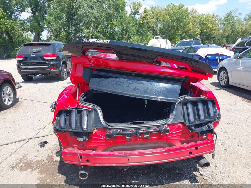 FORD MUSTANG - zdjęcie 17
