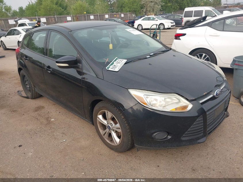 Vin: 1fadp3k2xdl338870, lot: 46297498, ford focus se 2013 img_1