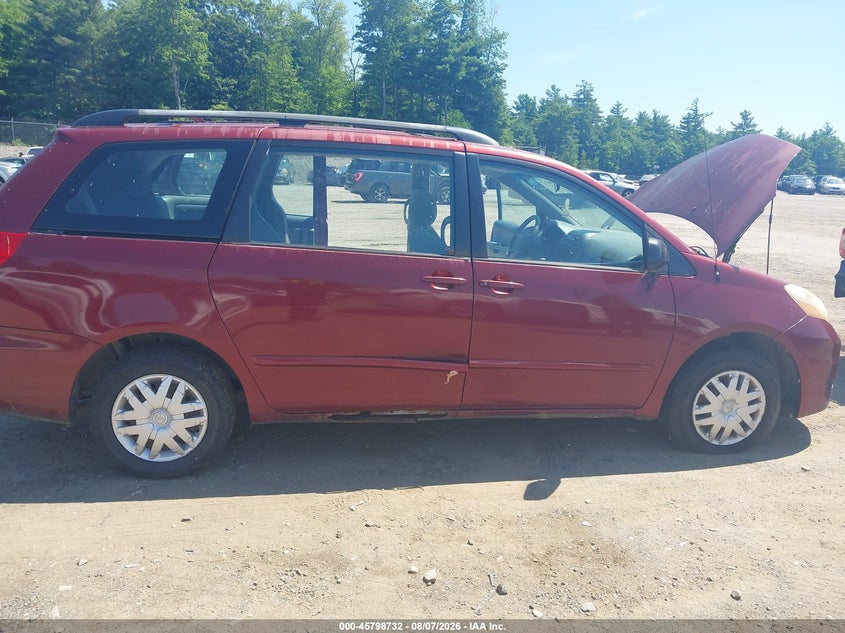 2006 TOYOTA SIENNA auction photo 6