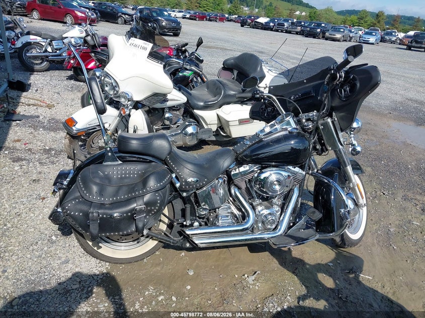HARLEY-DAVIDSON FLSTCI 2006